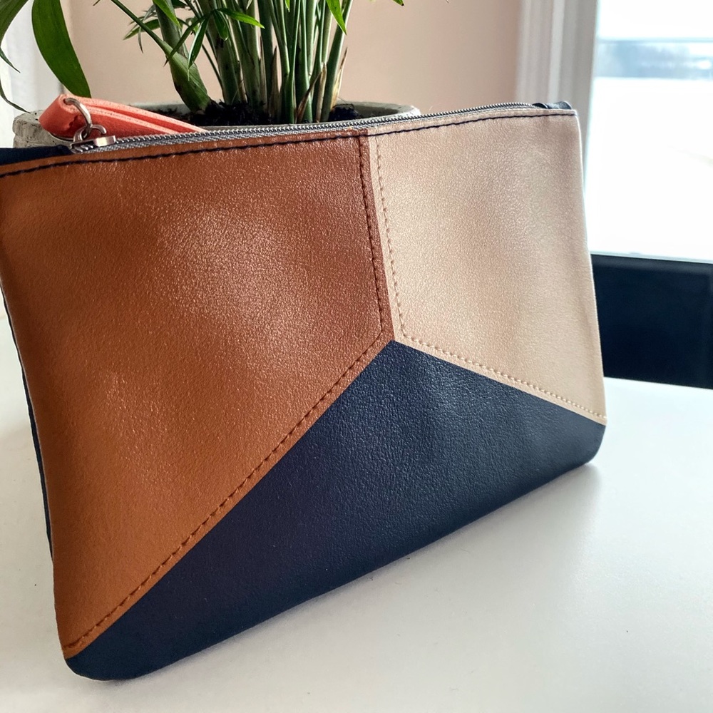 ✨SALE✨ (FREE ADD-ON) NEW IPSY Makeup Bags